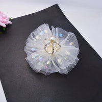 Three-dimensional Diamond Pearl Lace Crown Hairpin 1