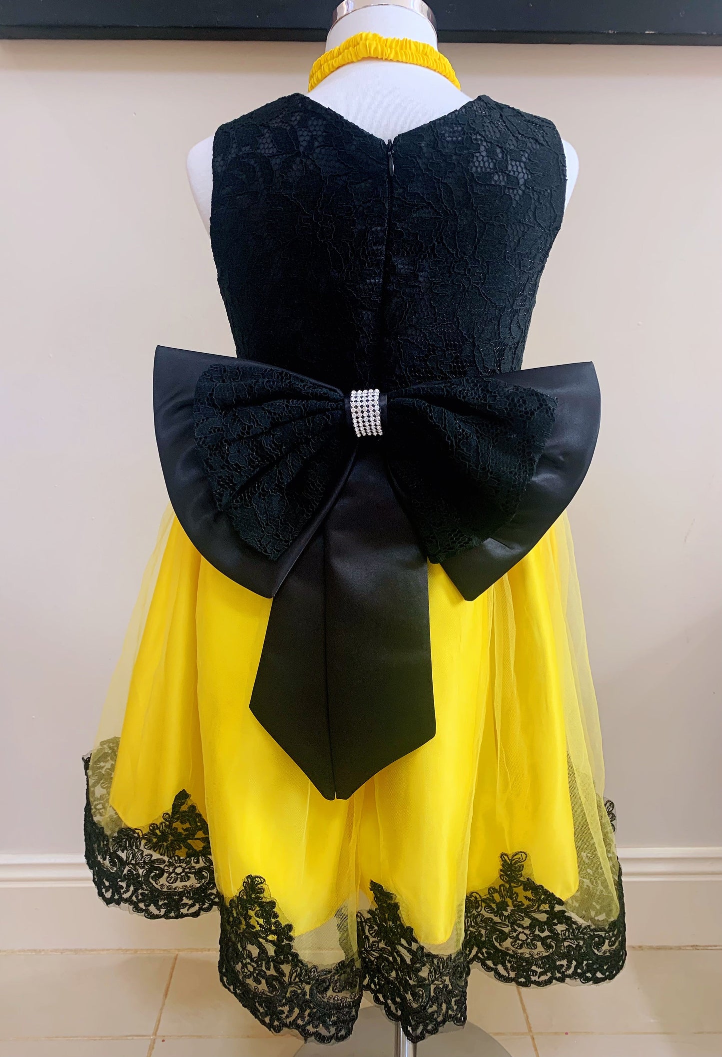 Embroidered Lace Wiggle Emma Princess Black With Yellow Dresses